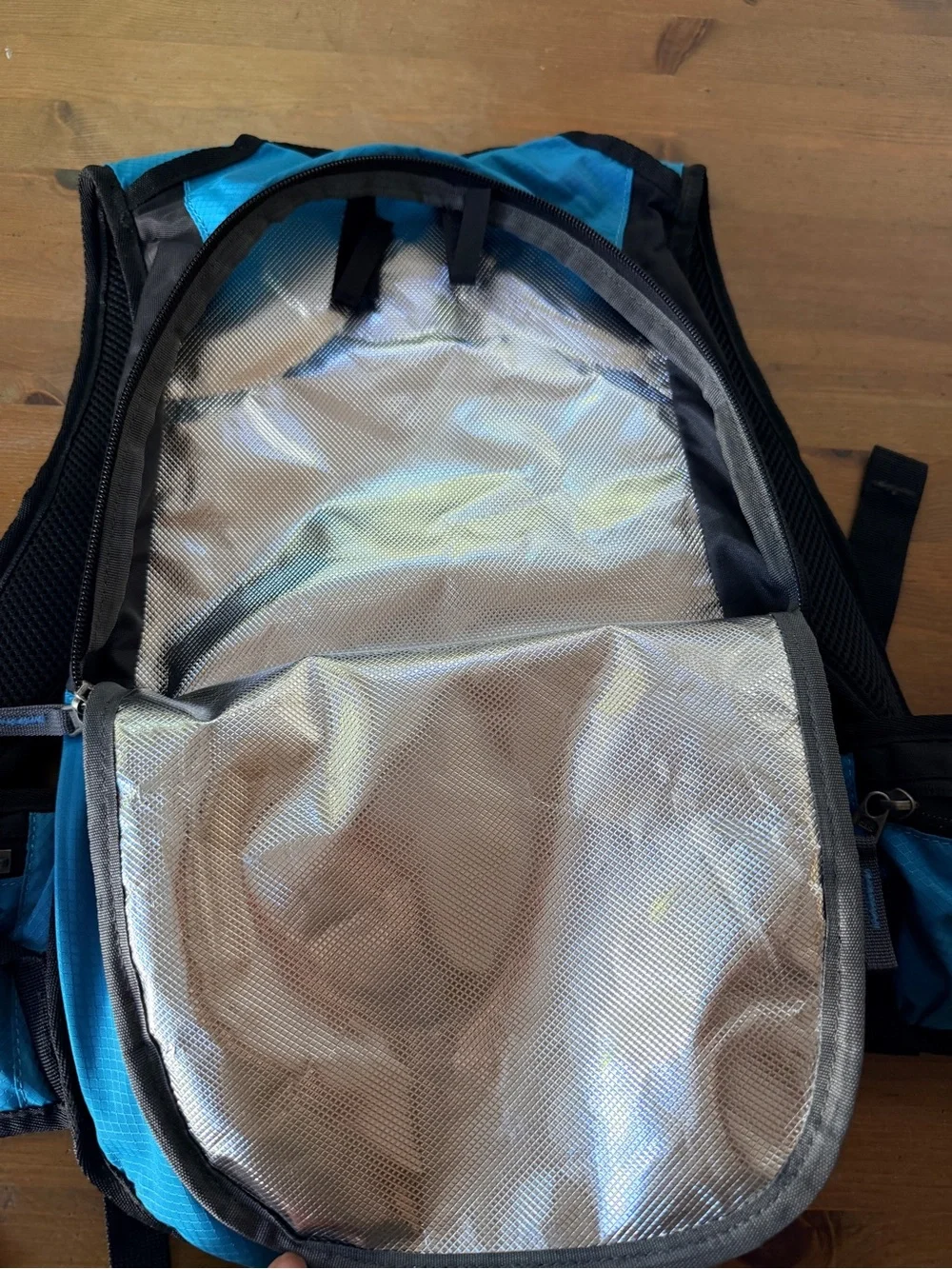 Miracol Hydration Pack Hiking Water Backpack Insulated Water Bag Blue
